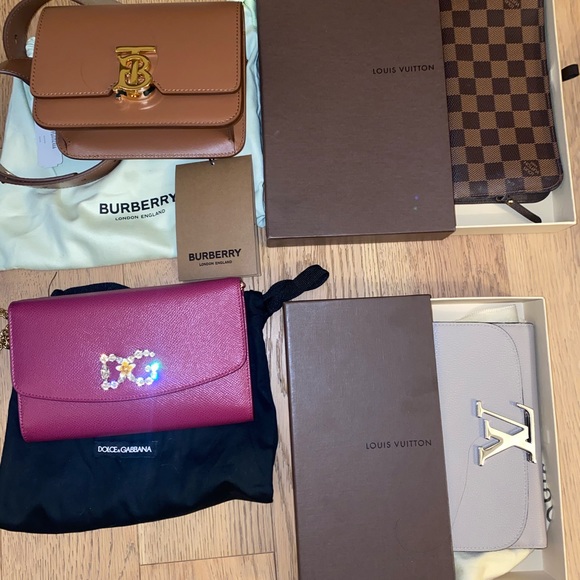 Louis Vuitton Portefeuille Capucines Wallet - Picture 2 of 2